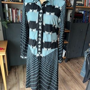 Elegant Black and Blue Geometric Long Sleeve Dress